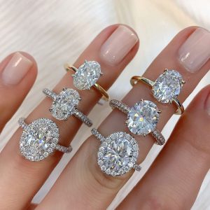 20 Oval Diamond Rings with Hidden Halos You’ll Love