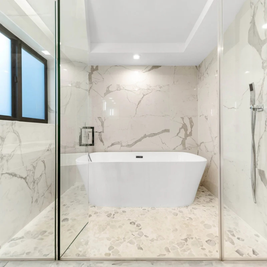 Is a Luxury Modern Bathtub Worth It?