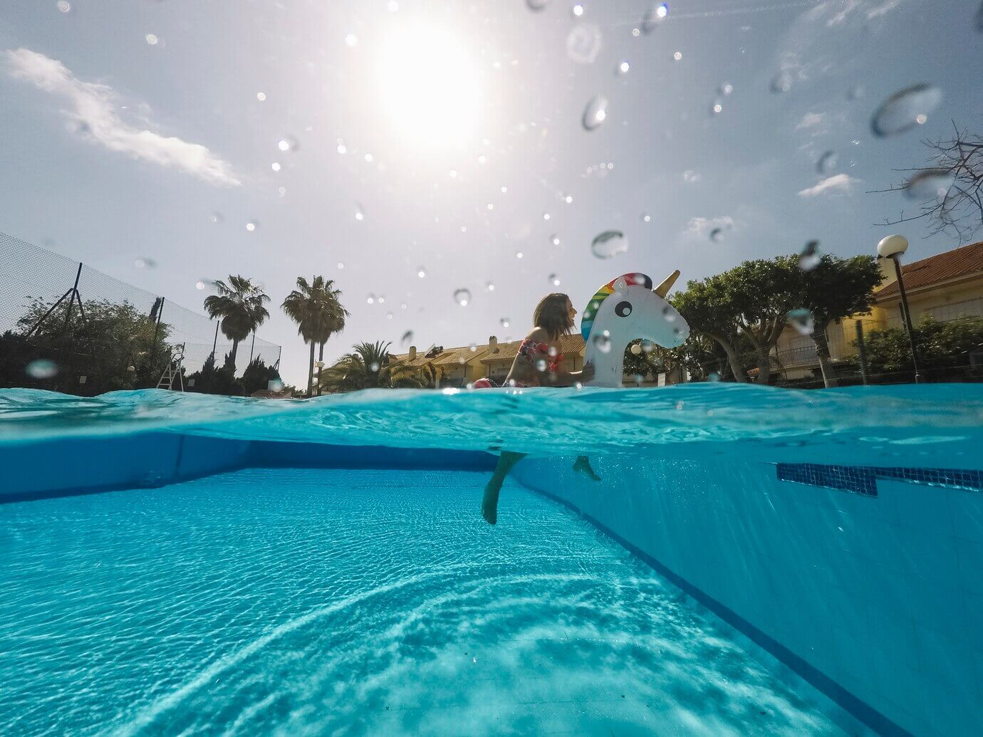 What Are the Latest Trends Adopted by Houston Swimming Pool Builders?