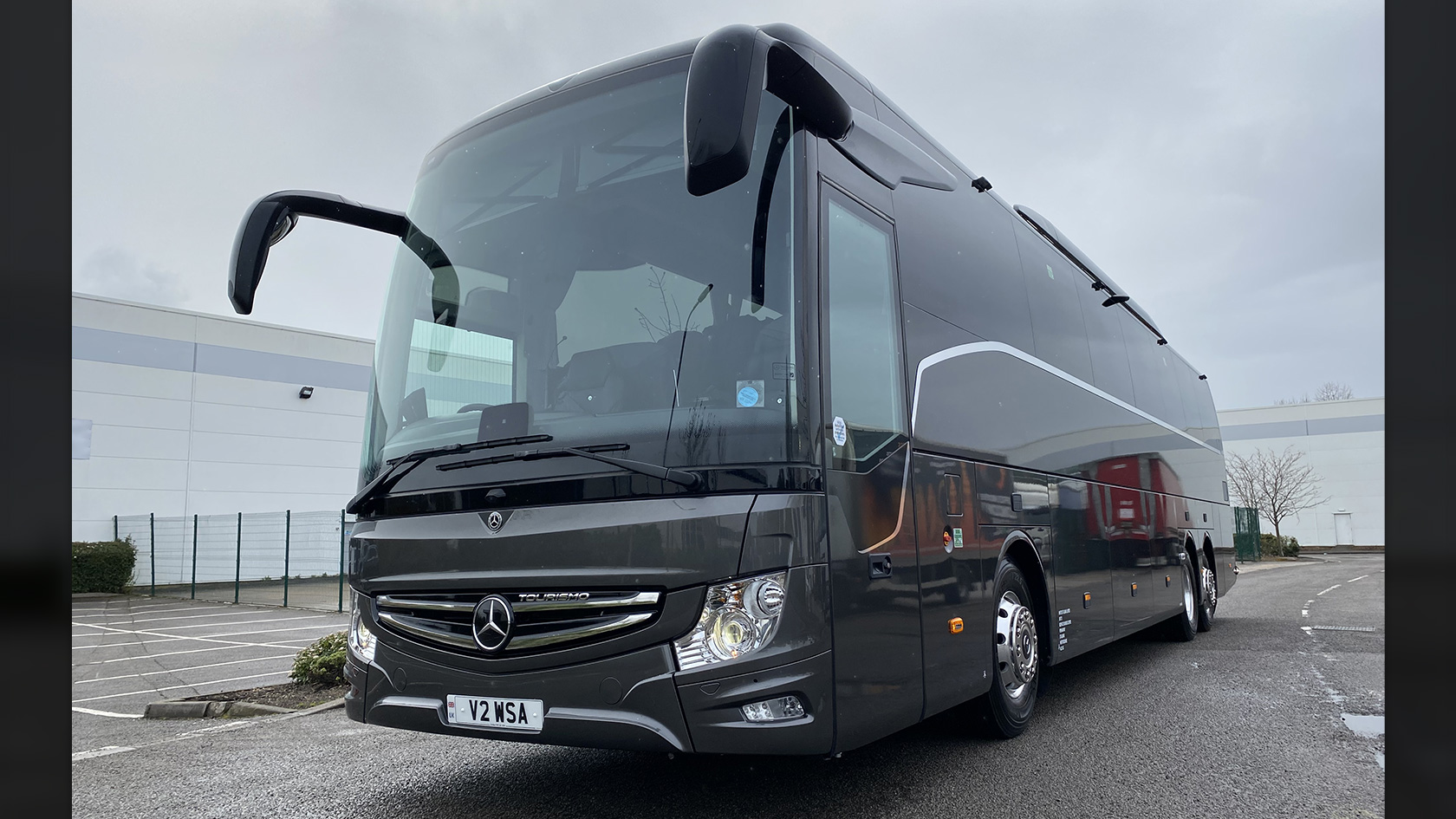 Choose Convenience and Comfort When You Hire an 8 Seater Minibus