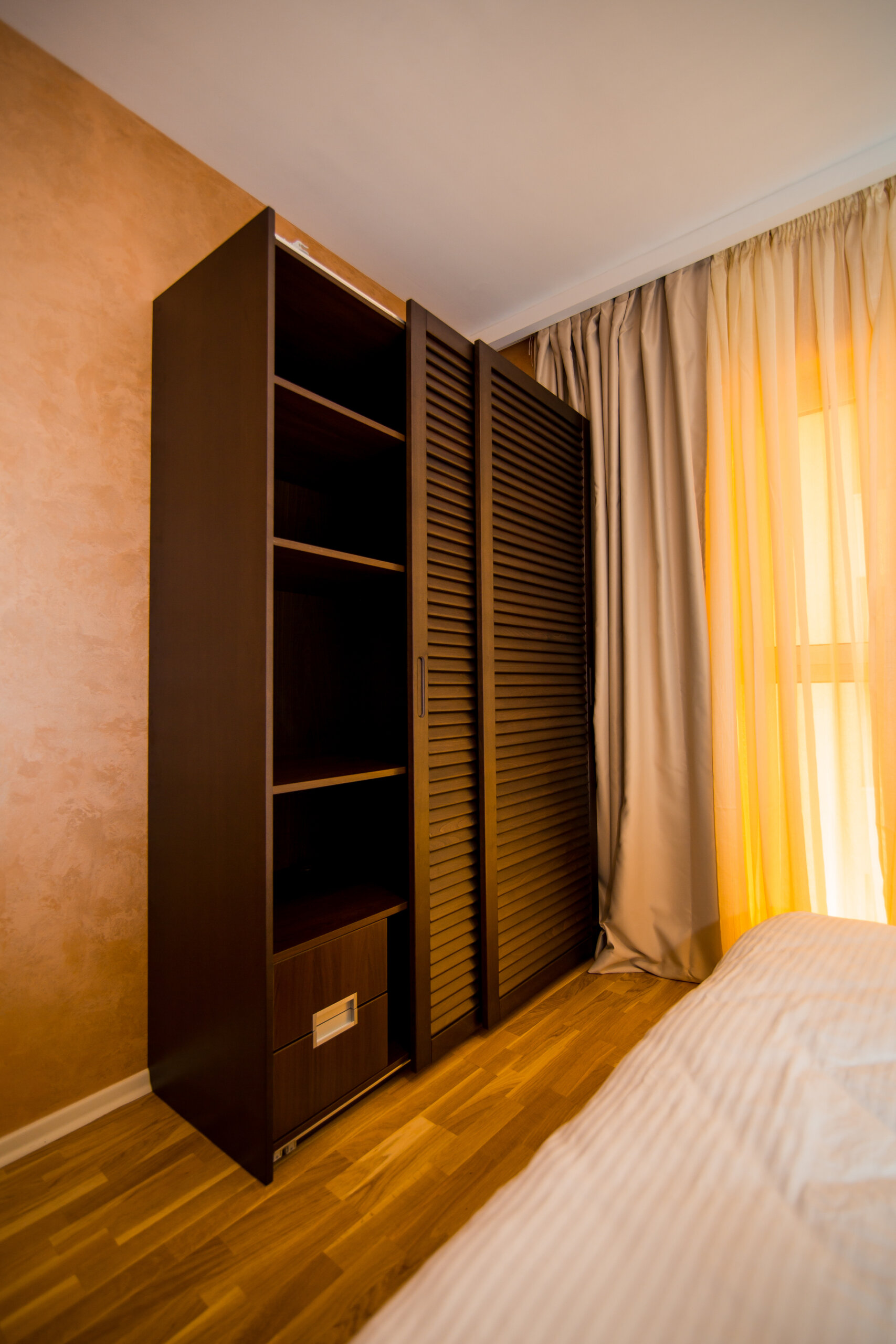 Wardrobe Hinged Door