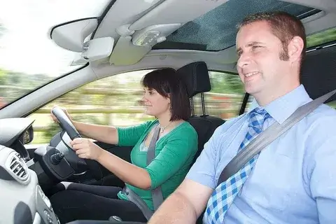 driving-lessons-swinton-manchester​