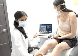 What Kind of Medical Training Do Varicose Vein Doctors Have?