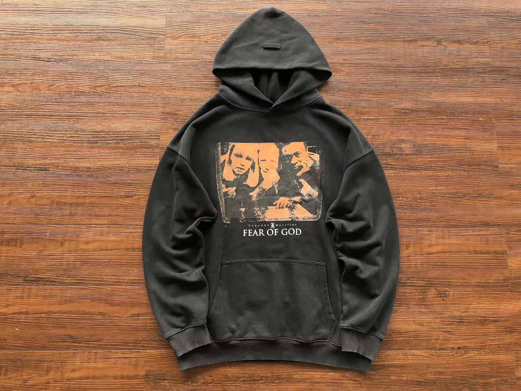 Black Essentials Hoodie – The Perfect Blend of Comfort, Style, and Versatility